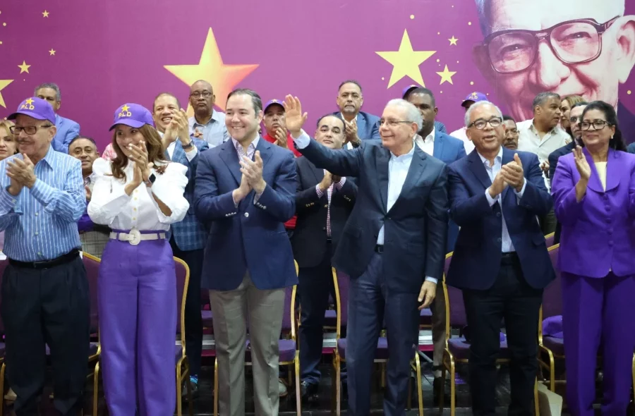 El PLD se reunió ayer en asamblea en su casa nacional. Alexis Monegro El PLD se reunió ayer en asamblea en su casa nacional. Alexis Monegro
