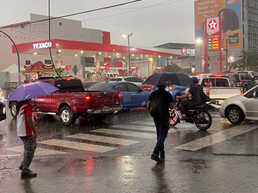 COE-alerta-reportan-inundaciones-lluvias-ráfagas de viento 2
