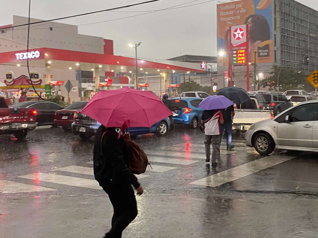 Vaguada provocará fuertes aguaceros, tormentas eléctricas y ráfagas de viento en gran parte del país