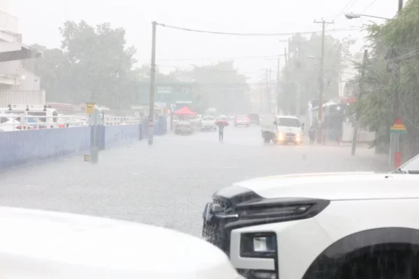 COE-alerta-reportan-inundaciones-lluvias-ráfagas de viento 6. Alexis Monegro