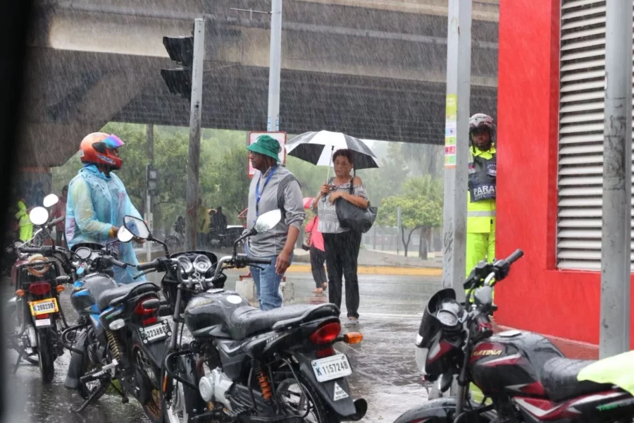 COE-alerta-reportan-inundaciones-lluvias-ráfagas de viento 8. Alexis Monegro