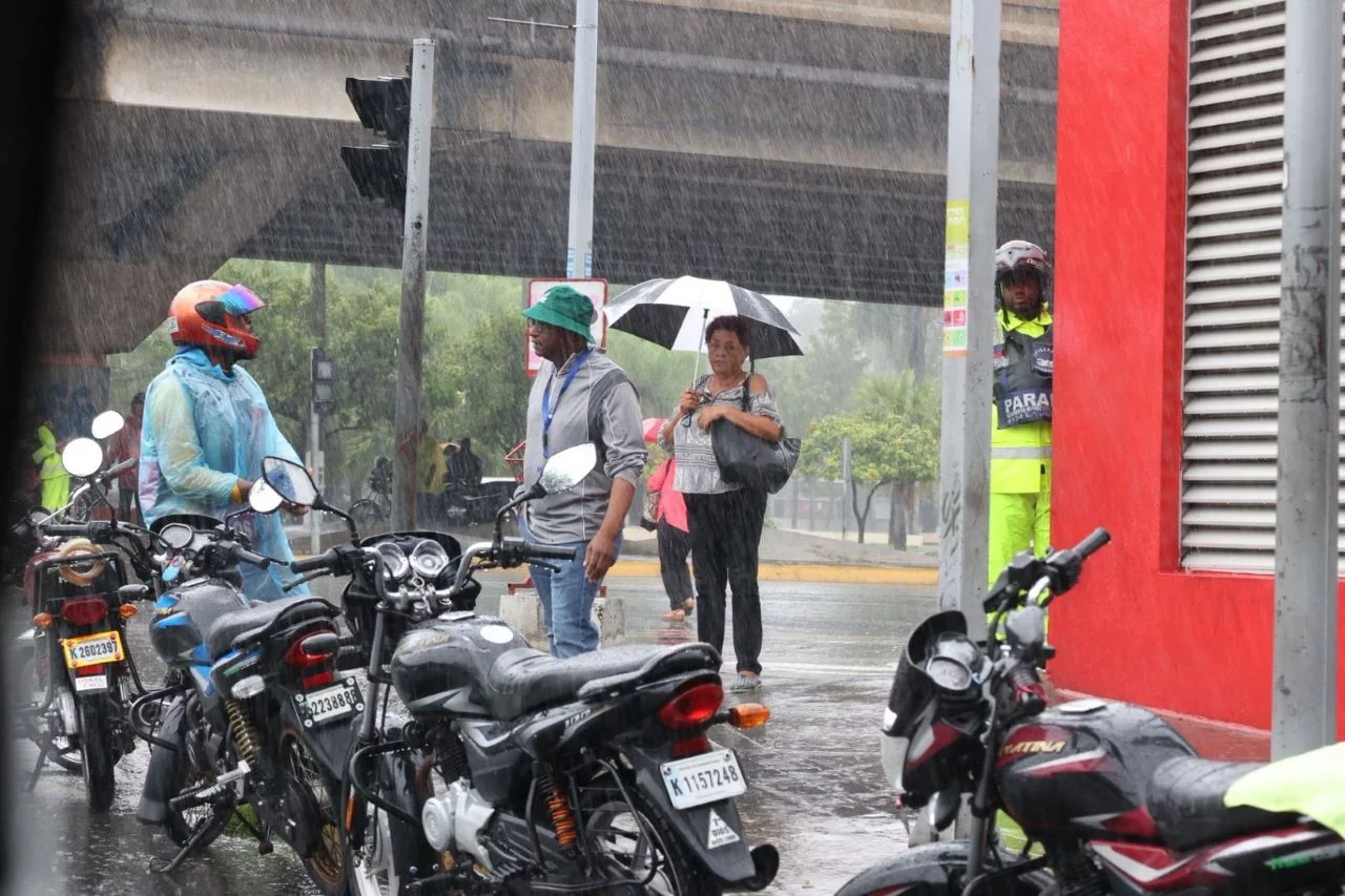 Lluvias, tronadas y viento: así impactará la vaguada a República Dominicana