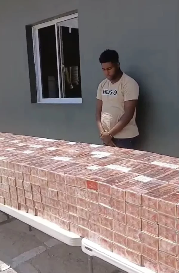 Camionero apresado - Cigarrillos contrabando