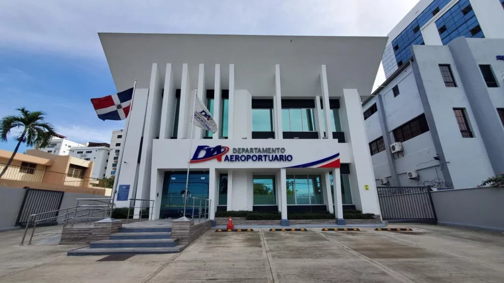 Departamento Aeroportuario informó que la situación no ha representado ningún riesgo para alguna aeronave.