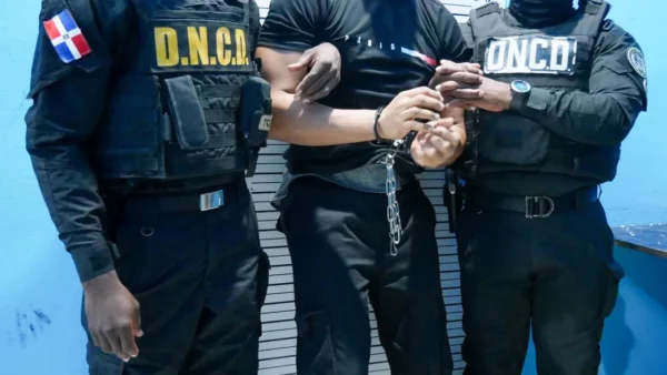 Dominicano extraditado a Puerto Rico.