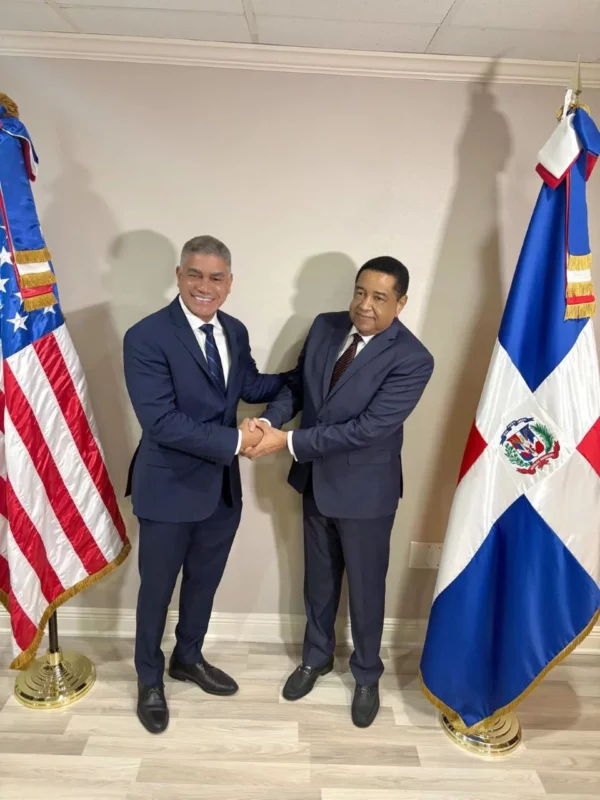 Francisco (Holi) Matos y Domingo Antonio Rosario Pimentel, Orlando, Florida.