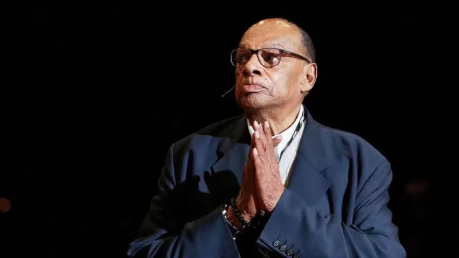 George Raveling George Raveling