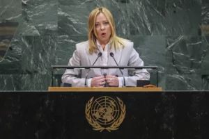La primera ministra italiana, Giorgia Meloni, interviene durante el Debate General del 80.º período de sesiones de la Asamblea General de las Naciones Unidas.