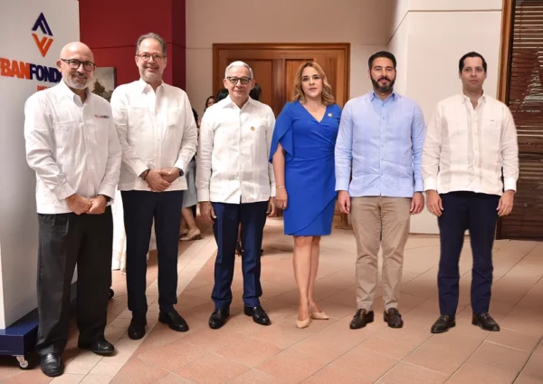 BANFONDESA lanza el primer bono sostenible en microfinanzas de la República Dominicana