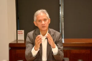 El economista y exsuperintendente de Bancos, Haivanjoe Ng Cortiñas