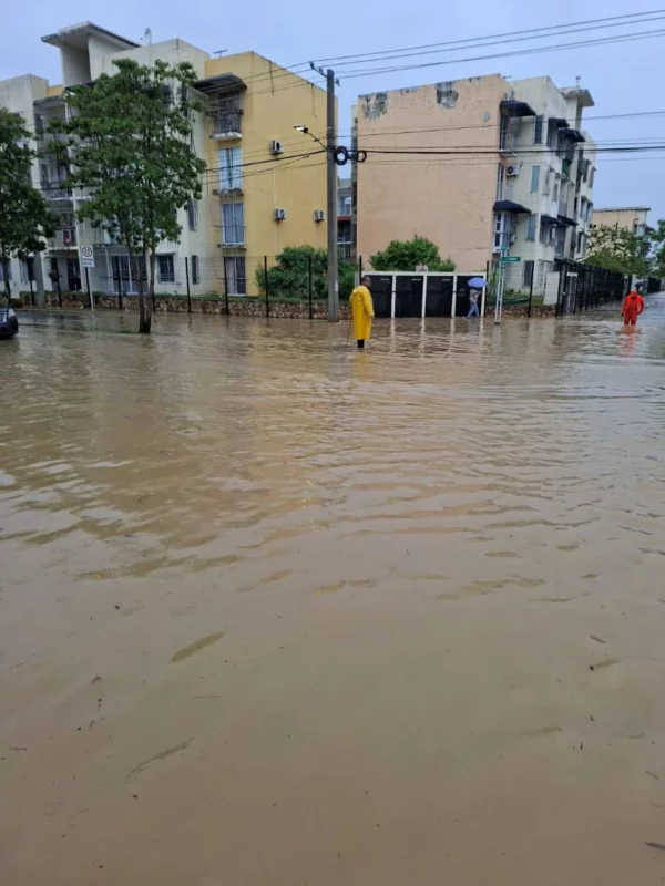 LLuvias-aguaceros-onda tropical-inundaciones-santo domingo oeste.jpg 21