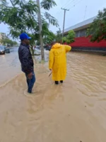 LLuvias-aguaceros-onda tropical-inundaciones-santo domingo oeste.jpg 5