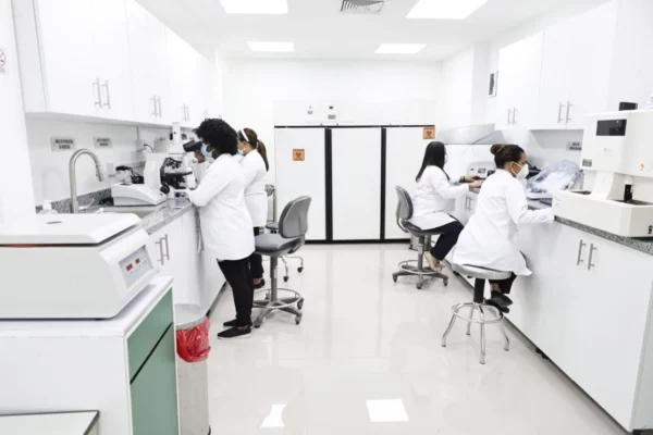 Laboratorios Clínicos