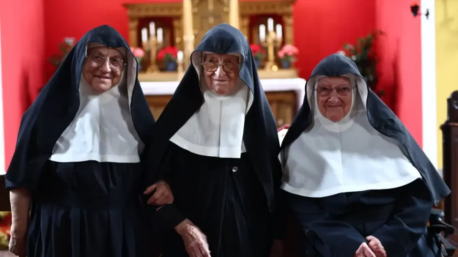 Monjas