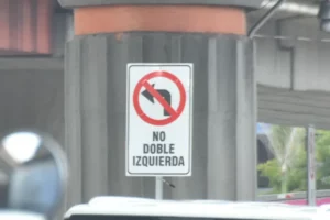 Giro a la izquierda