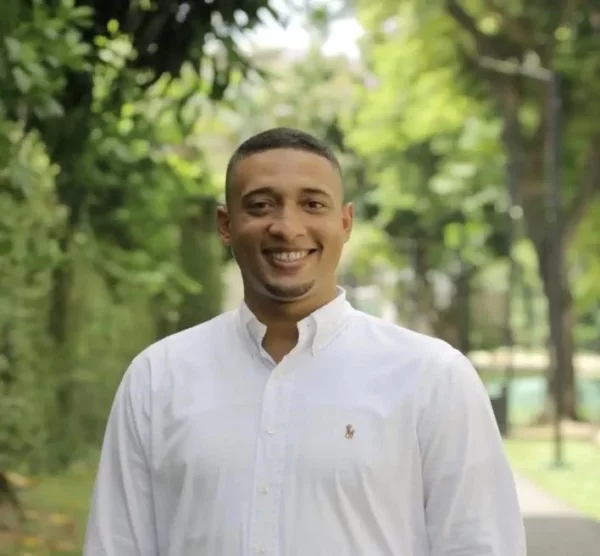 Stalin Martínez, ingeniero civil, activista social y político