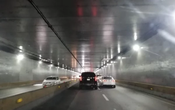 Acondicionamiento del Túnel de la 27 de Febrero.