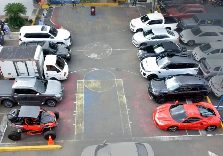 Vehiculos de El Pequeño