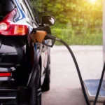 Gobierno mantiene precios de principales combustibles