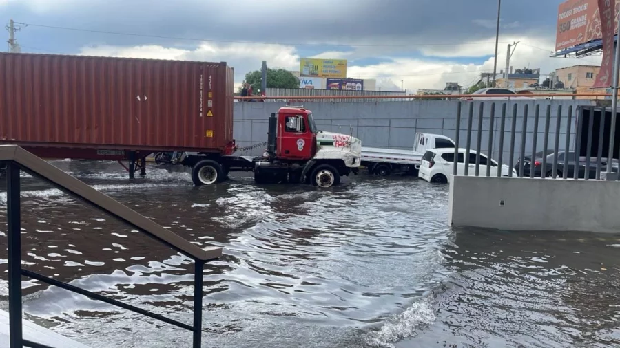 inundaciones en la kennedy con ortega y gasset