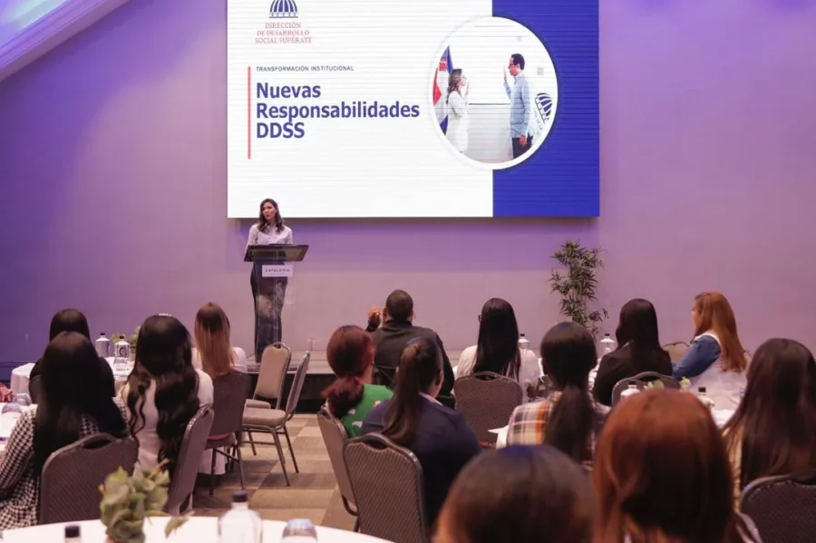 la directora de operaciones, Belinda Mercedes (1)