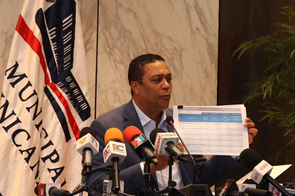 Los primeros RD$2,000 millones ya cuentan con la debida apropiación presupuestaria y el documento se colgará en la plataforma de la Liga Municipal, indicó el presidente de la entidad.