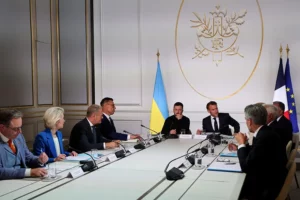 Arranca en París reunión clave para garantizar apoyo a Ucrania