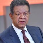 Leonel Fernández critica "aviso tardío por lluvias" y advierte necesidad de drenaje pluvial