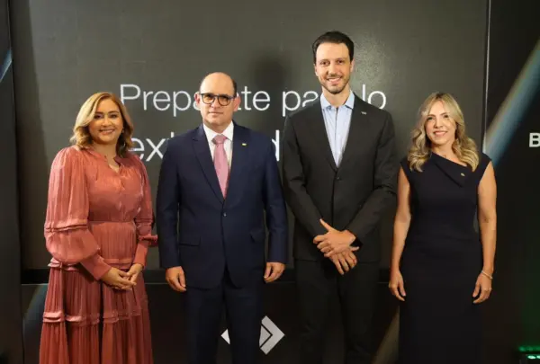 Santa Méndez, Edgar Del Toro, Gustavo Turquia e Iderlyn Soto.