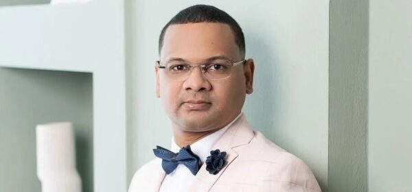 El doctor Eduard García  del Orbe.