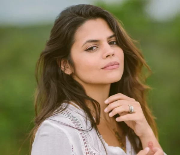 Techy estrena el mambo “Hombre malo”.