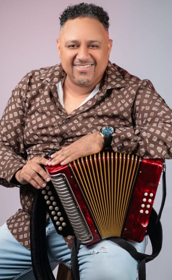 Raúl Román estuvo rodeado de música desde pequeño, lo que le dio impulso. archivo