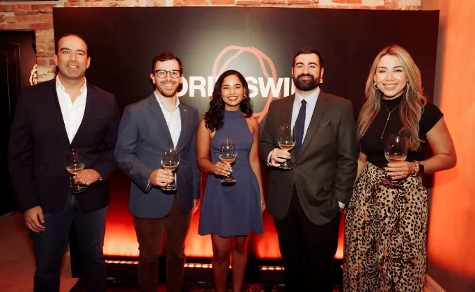 Mariano González, Tomás Calderón, Ana C. Marrero, Eduardo Lleras y Cristina Vargas.