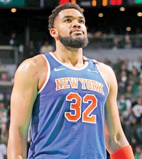 La lesión temprana de  Karl Towns pone a prueba la apuesta de los Knicks este año.