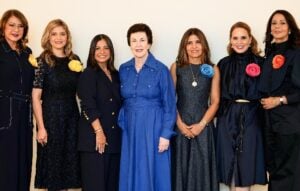 Parte de la Junta Directiva que encabeza el voluntariado.
