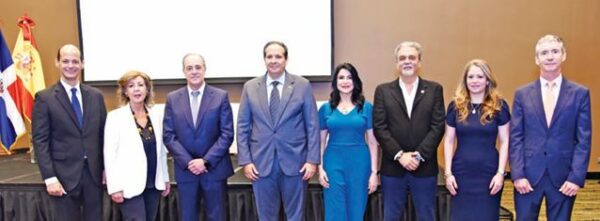 Alejandro Cambiaso, Pilar Serret Murga,  Francisco (Paco) Pérez, Víctor Elías Atallah,  Amelia Reyes, Artur cabre, Brenda Morales  Mejía y Ricardo Felip