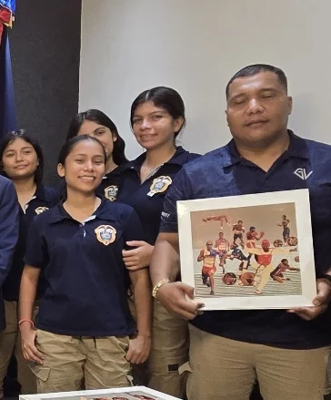 Parte de la delegación colombiana que visitó COD.
