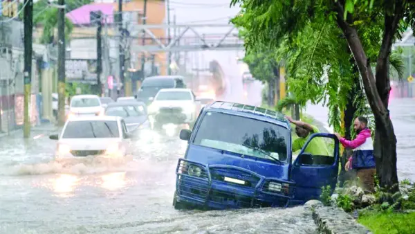Meteorología ha alertado sobre fuertes lluvias  en provincias de la región sur del país.  JOSÉ DE LEÓN