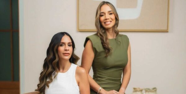 Estrella Martínez y  Gisselle Escaño.