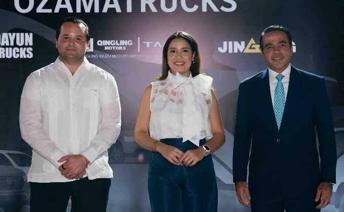 Juan Carlos Gautreau, Violeta Féliz y Hugo Villanueva.