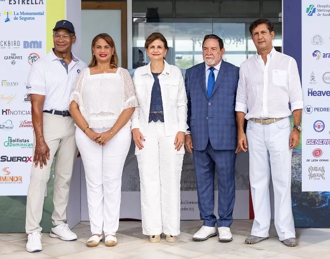 Chris Jones, Ivelisse Méndez, Raquel Peña, Haime Thomas Frías y Manuel Estrella.