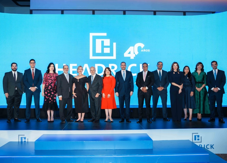Socios de la firma Headrick Rizik Álvarez & Fernández.