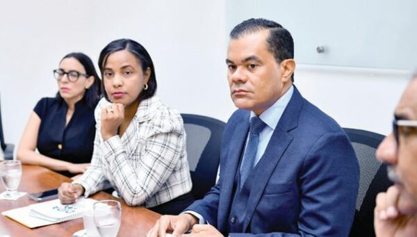 La denuncia fue hecha por  Elías Báez, director  de DIDA.