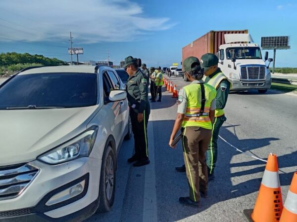 Operativo de la Digesett en Bávaro.