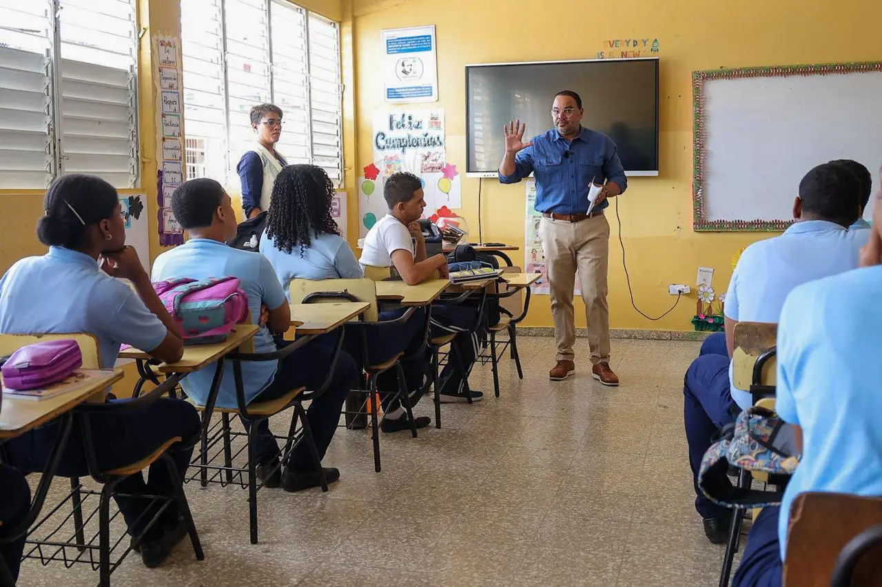 Por falta de planificación, hay escuelas con solo diez estudiantes