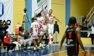 El Novato del Anderson García, protagonizó una noche espectacular al comandar al club San Sebastián hacia su octava final consecutiva