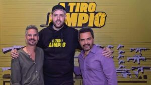 Jean Gabriel Guerra y los protagonizado Manny Pérez y Frank Perozo.