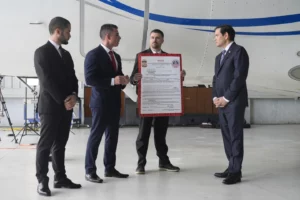 Marco Rubio incauta aviones de Maduro