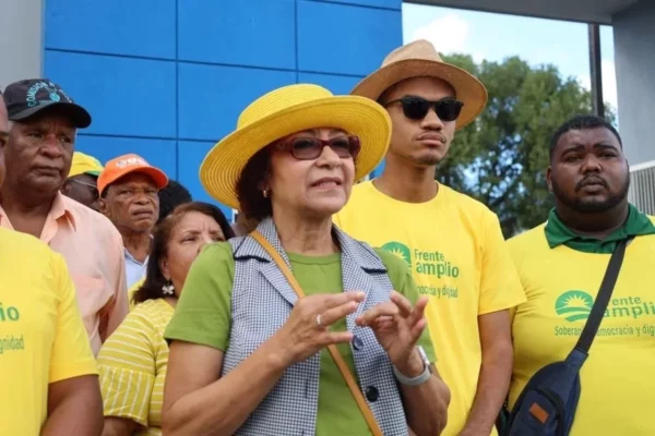 María Teresa Cabrera, presidenta del Frente Amplio