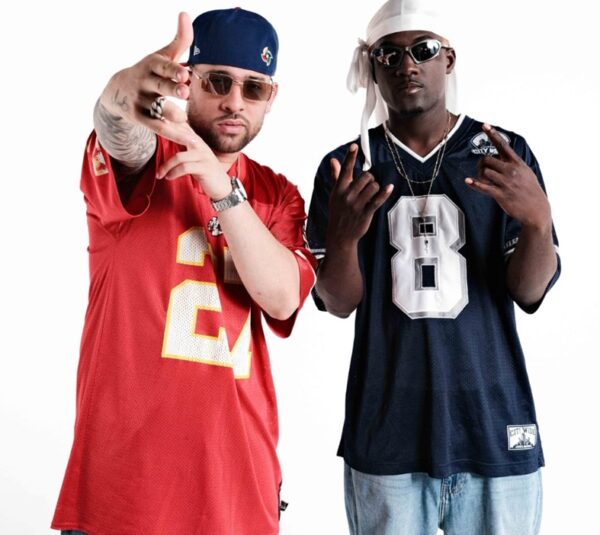 Mark B y Bryant Flow